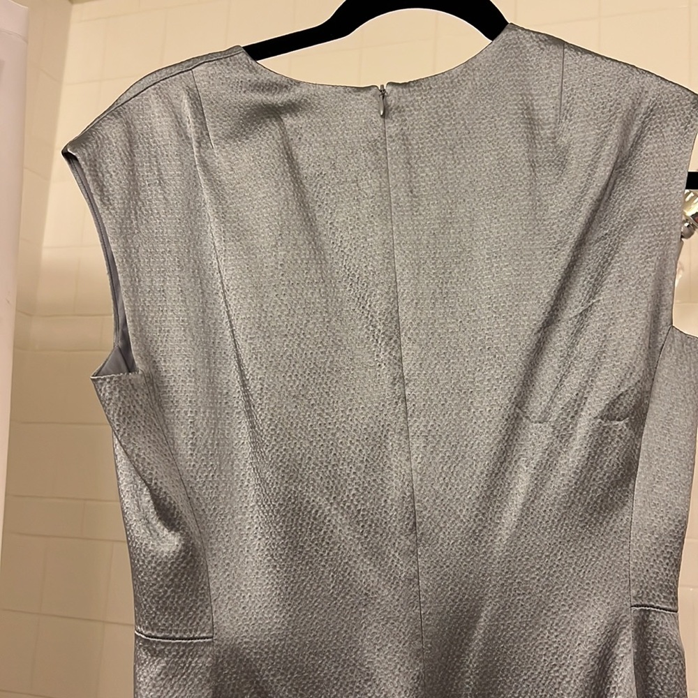 Size 6 Theory Dress in Perfect Condition - Picture 3 of 3